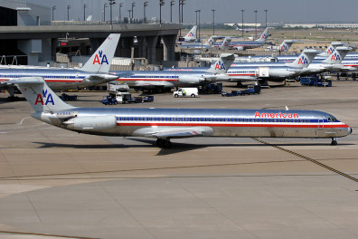 American Airlines pulls fares from Orbitz